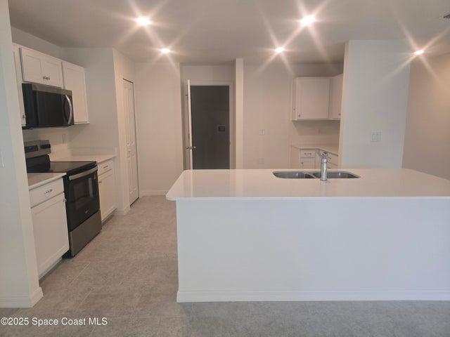 971 SW Richmond Circle SW, Palm Bay, FL, 32908 photo 4