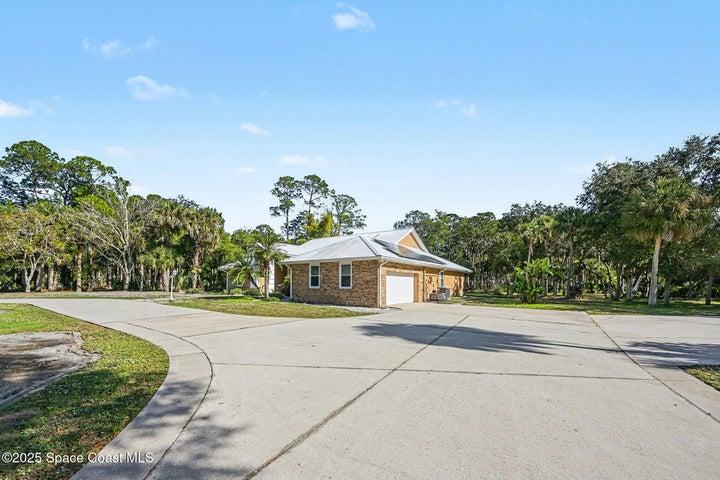 2956 Long Lake Drive, Titusville, FL, 32780 photo 2