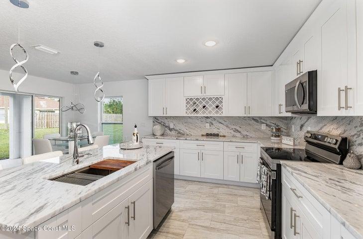 3014 San Filippo Drive SE, Palm Bay, FL, 32909 photo 3