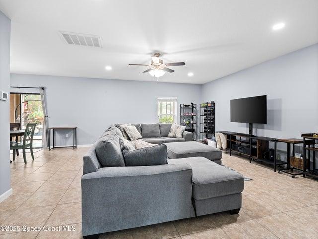 850 Fiddleleaf Circle, Melbourne, FL, 32904 photo 11