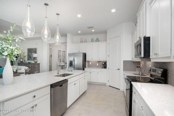 2568 Millennium Circle, Melbourne, FL, 32940 photo 10