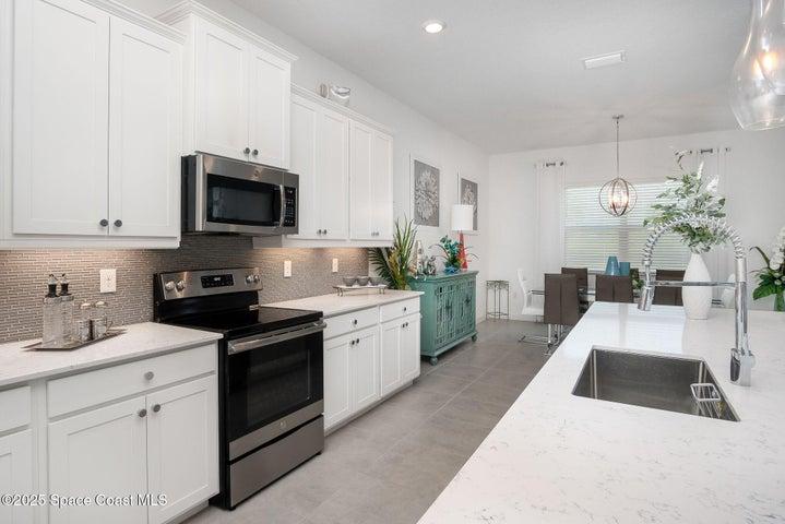 2568 Millennium Circle, Melbourne, FL, 32940 photo 11