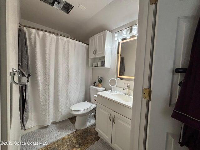 9590 Primrose Drive, Micco, FL, 32976 photo 22