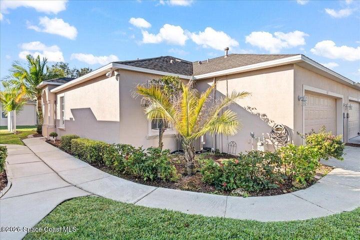 552 Wedge Court SE, Palm Bay, FL, 32909 photo 3