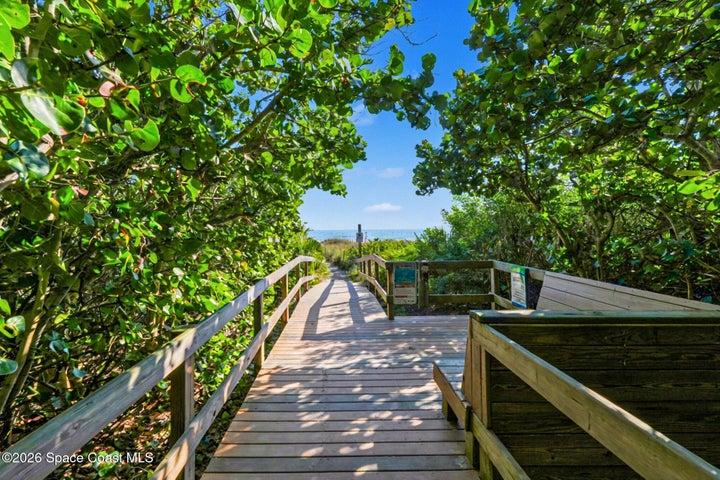 Beach access at the end of the street