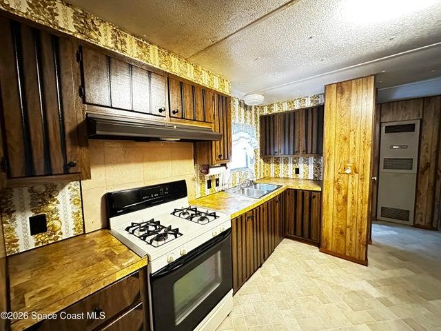 4175 Hess Avenue, Cocoa, FL, 32926 photo 4