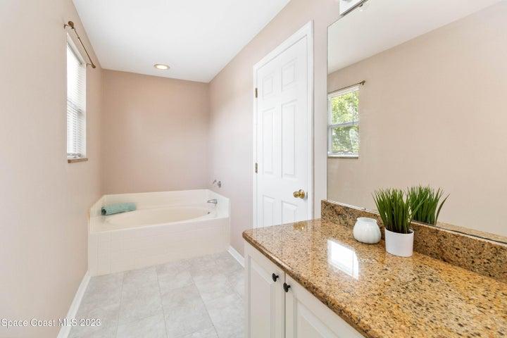 1531 Vista Lake Circle, Melbourne, FL, 32904 photo 29