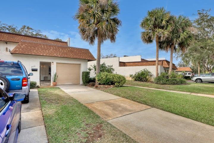 2574 Demaret Drive 313b, Titusville