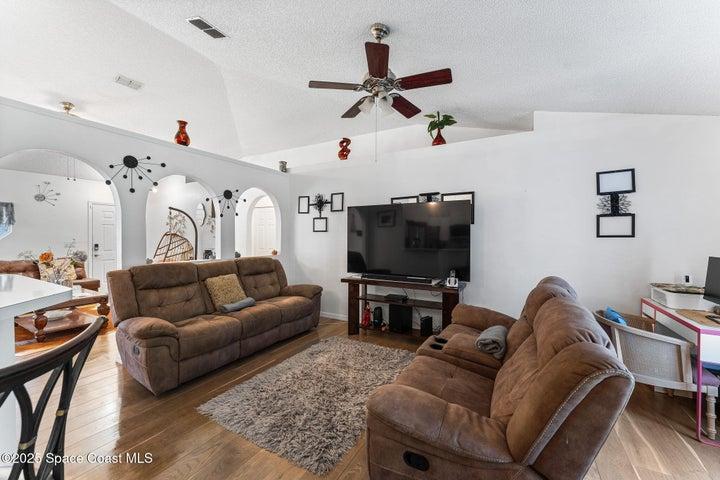 398 Taunton Road SW, Palm Bay, FL, 32908 photo 13