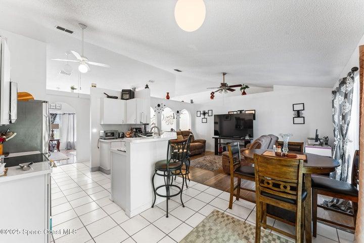 398 Taunton Road SW, Palm Bay, FL, 32908 photo 15