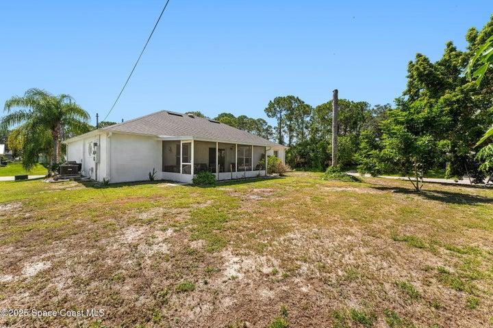 398 Taunton Road SW, Palm Bay, FL, 32908 photo 31