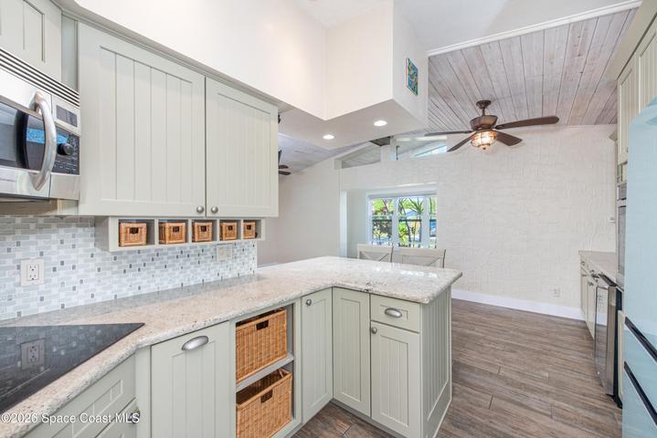 331 Avenida Del Sol Avenue, Indialantic, FL, 32903 photo 6