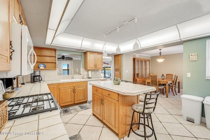 610 Paula Avenue, Merritt Island, FL, 32953 photo 9