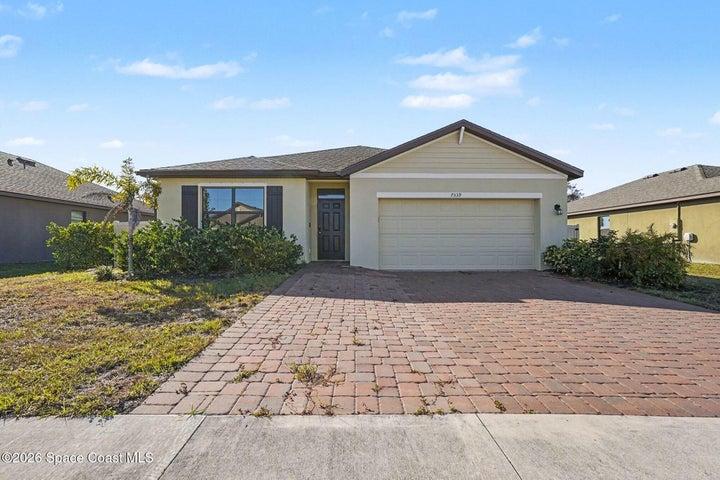 7539 Tourmaline Drive, Grant, FL, 32949 photo 2