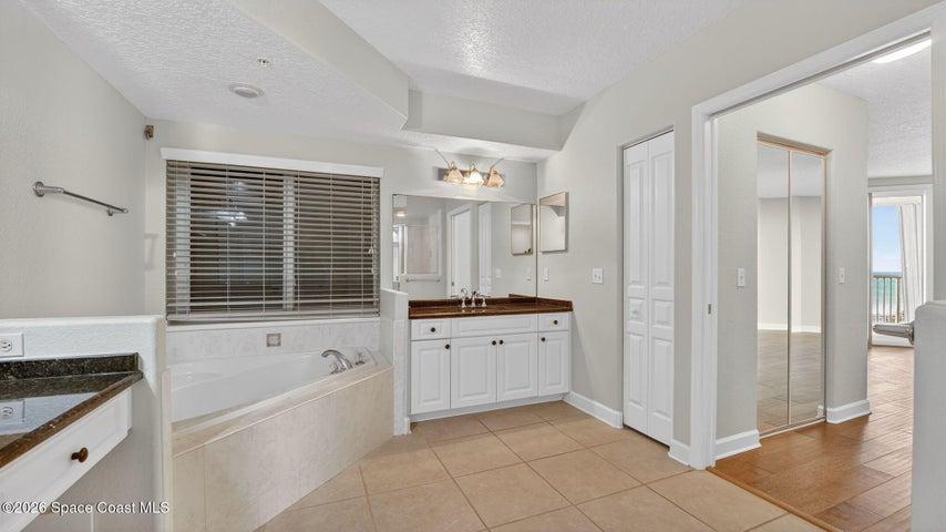 2065 Jimmy Buffett Mem Highway 1201a, Indian Harbour Beach, FL, 32937 photo 18