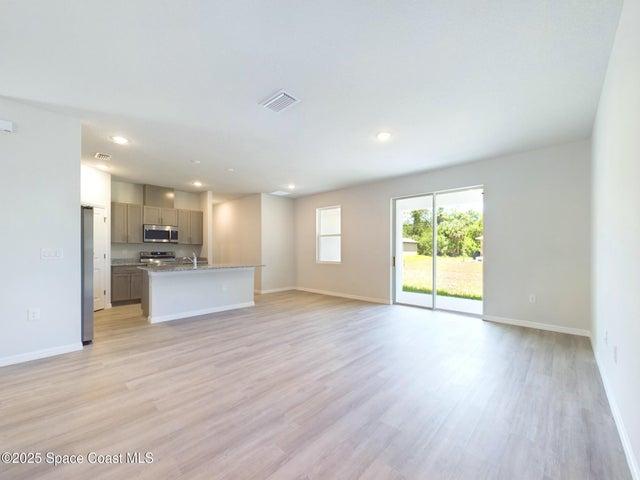 1085 SW Harlingen Road SW, Palm Bay, FL, 32908 photo 12