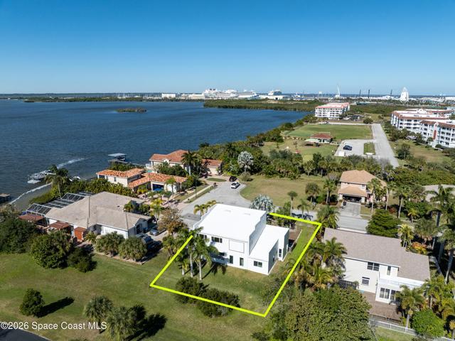 807 W Central Boulevard, Cape Canaveral, FL, 32920 photo 5