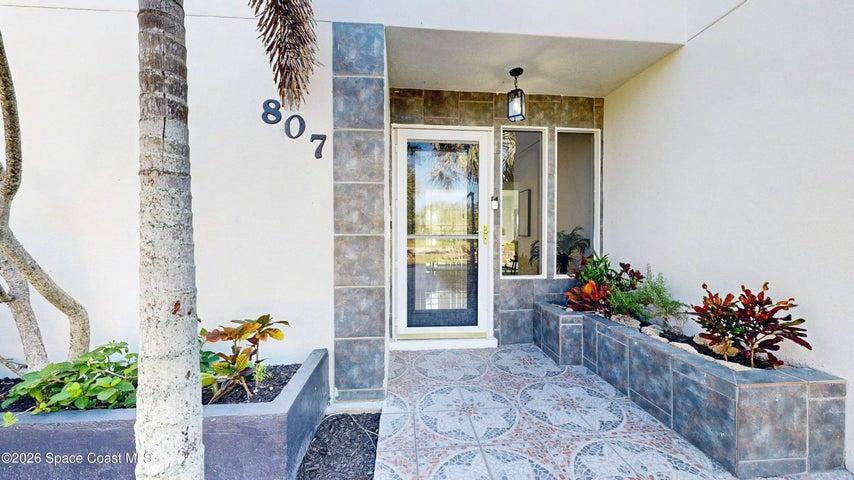 807 W Central Boulevard, Cape Canaveral, FL, 32920 photo 4