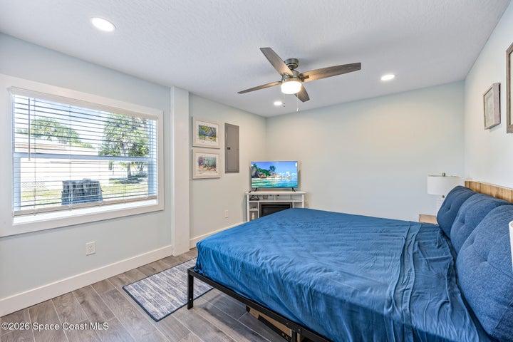 25 Vip Island A, Grant, FL, 32949 photo 16