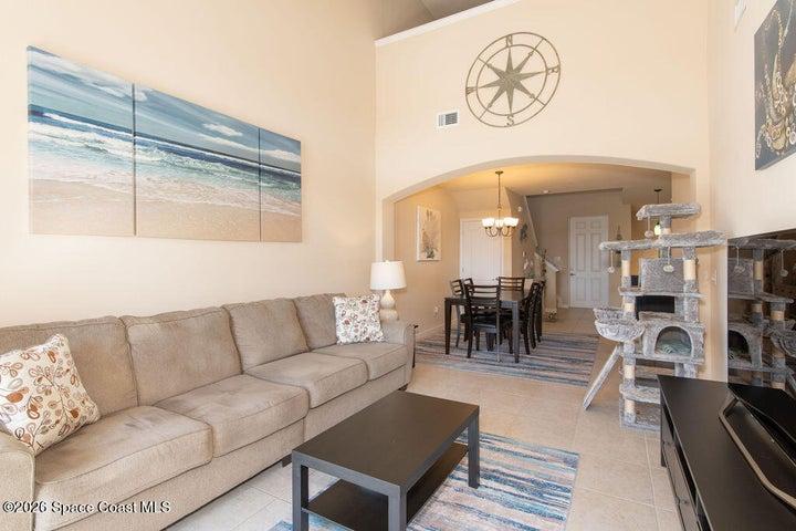 Soaring ceilings and architectural archways.