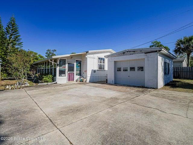 37 Sapphire Street, Melbourne, FL, 32904 photo 2