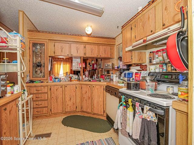37 Sapphire Street, Melbourne, FL, 32904 photo 14