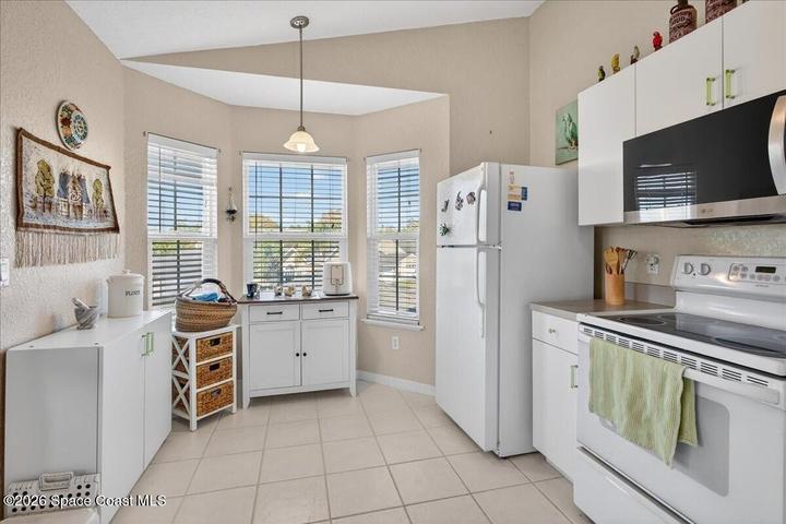 1810 Waterford Drive 6, Vero Beach, FL, 32966 photo 6