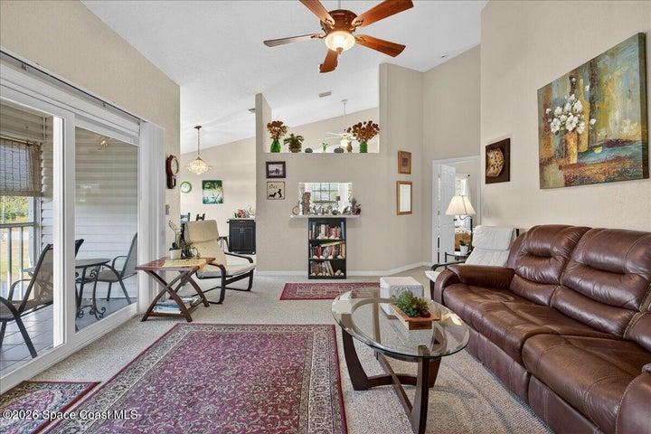1810 Waterford Drive 6, Vero Beach, FL, 32966 photo 4