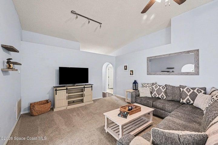 4057 Four Lakes Drive, Melbourne, FL, 32940 photo 5