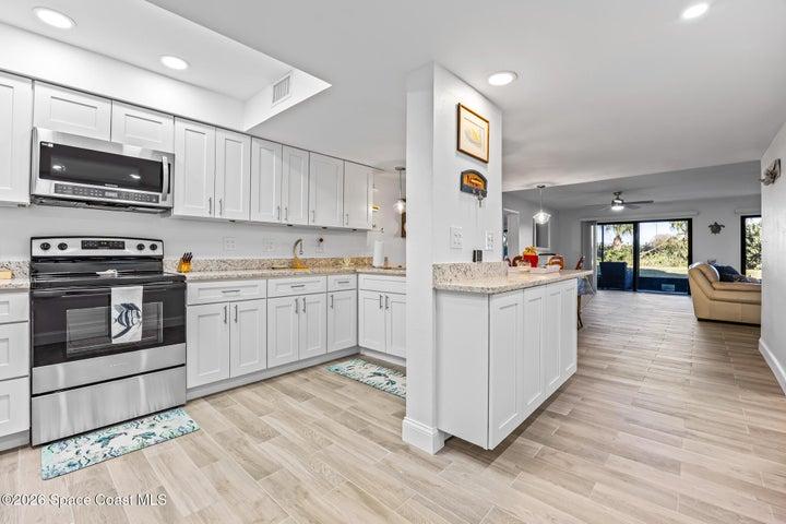 3060 N Atlantic Avenue 106, Cocoa Beach, FL, 32931 photo 3