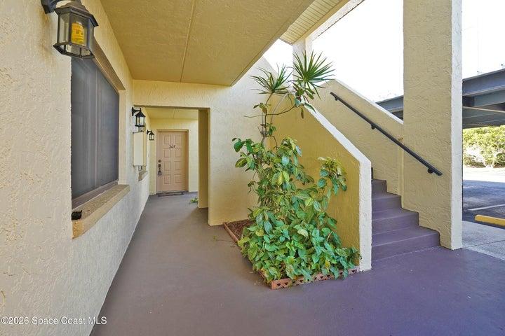 220 S 5th Street 205, Cocoa Beach, FL, 32931 photo 4