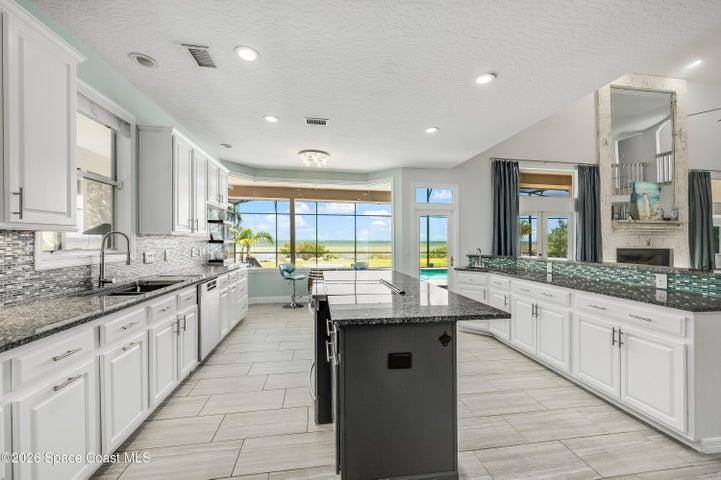 4070 S Tropical Trail, Merritt Island, FL, 32952 photo 29