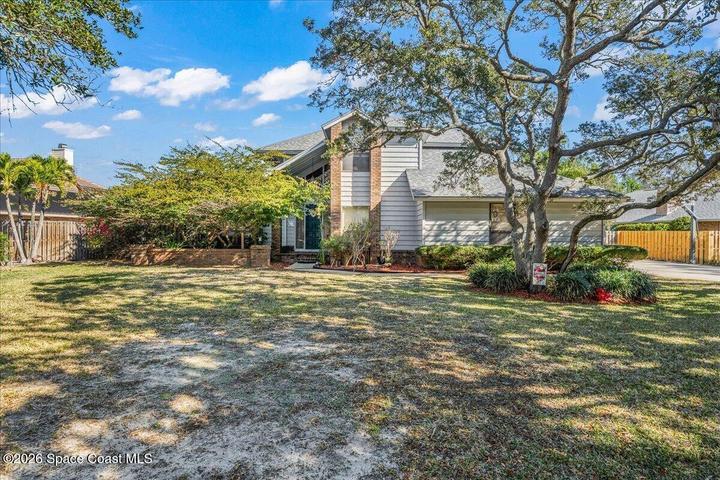 594 Hummingbird Drive, Indialantic, FL, 32903 photo 2