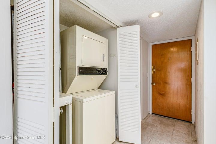 washer/dryer stack