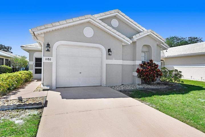 1180 Goldenrod Circle NE, Palm Bay, FL, 32905 photo 3