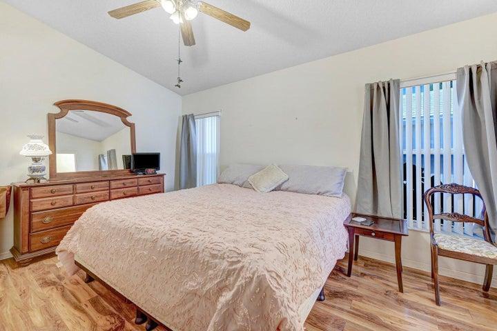1180 Goldenrod Circle NE, Palm Bay, FL, 32905 photo 26