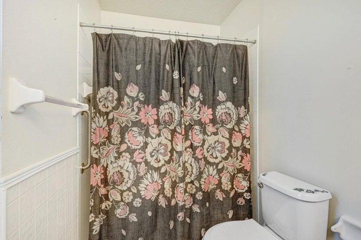 1180 Goldenrod Circle NE, Palm Bay, FL, 32905 photo 28