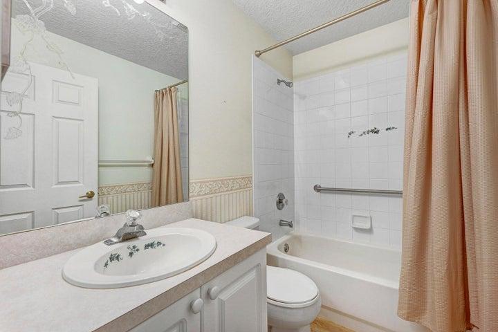 1180 Goldenrod Circle NE, Palm Bay, FL, 32905 photo 29