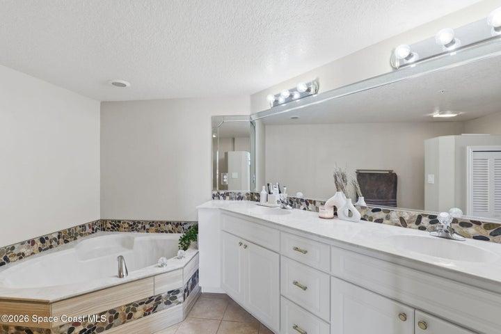 8903 Laguna Lane 503, Cape Canaveral, FL, 32920 photo 28