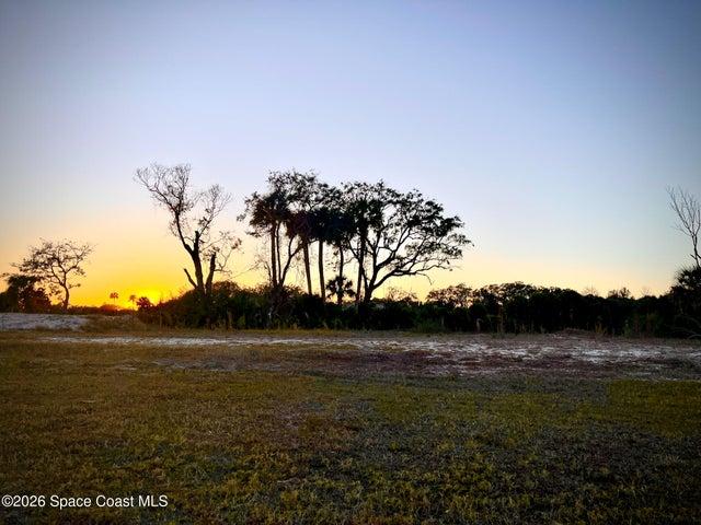 Tranquil sunset views from your backyard