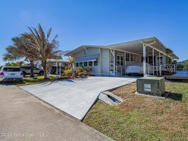 7566 Montauk Avenue U19, Micco, FL, 32976 photo 2