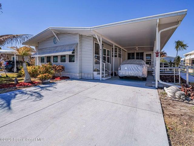 7566 Montauk Avenue U19, Micco, FL, 32976 photo 5