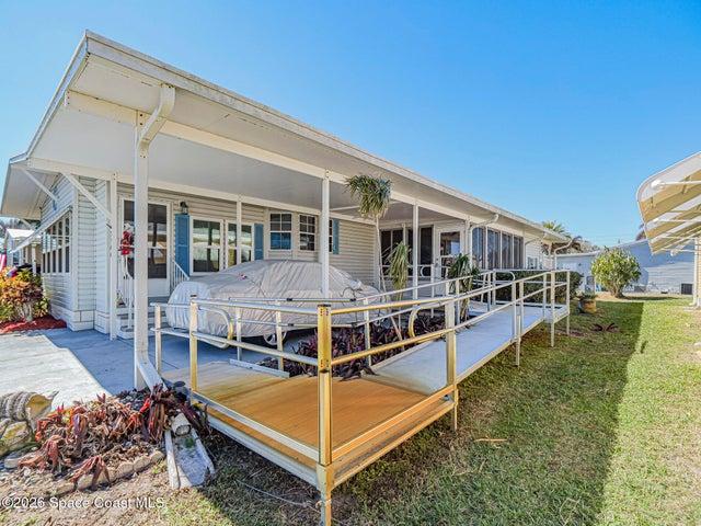 7566 Montauk Avenue U19, Micco, FL, 32976 photo 6