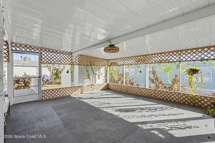 Screened Patio