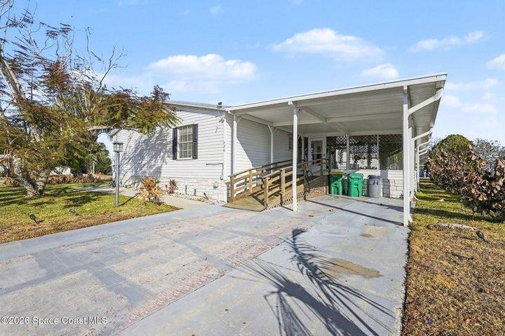 Carport