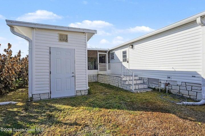 Shed