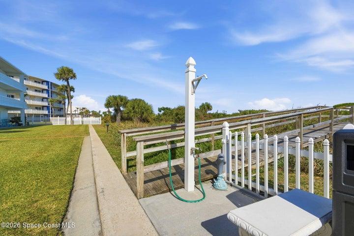 Direct beach Access