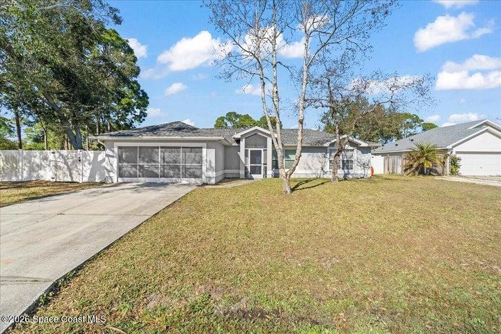 551 Brickell Street SE, Palm Bay, FL, 32909 photo 3