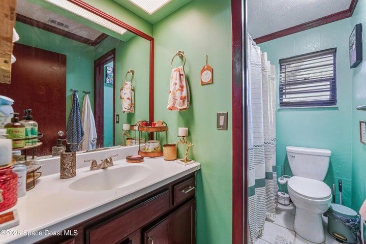 951 Pembroke Avenue NE, Palm Bay, FL, 32907 photo 39