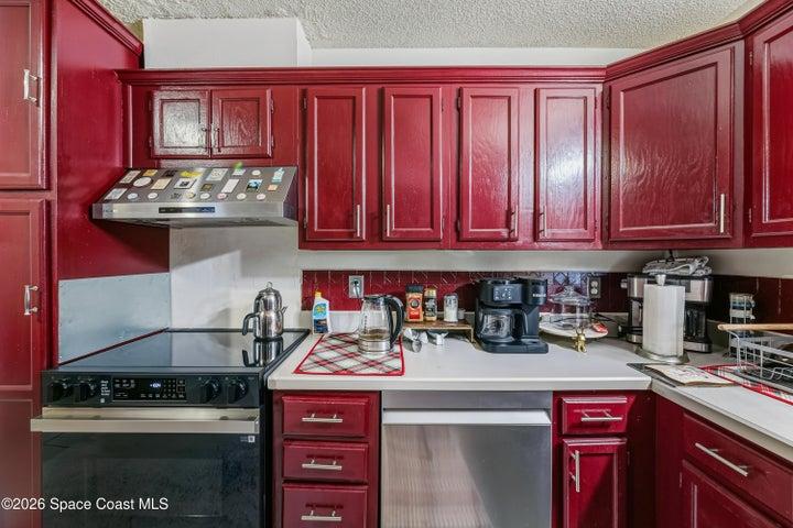 951 Pembroke Avenue NE, Palm Bay, FL, 32907 photo 27